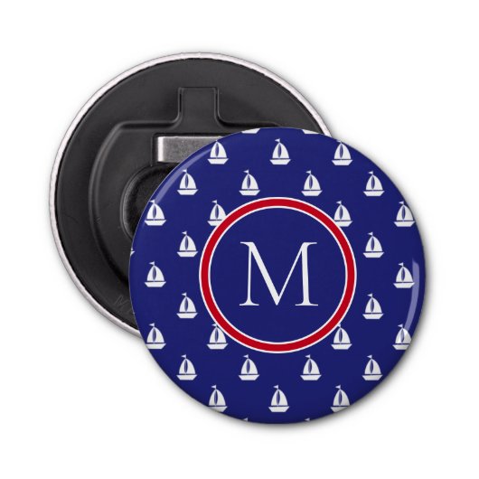 Nautische witte zeilboten op Navy Blue Monogram Button Flesopener (Voorkant)