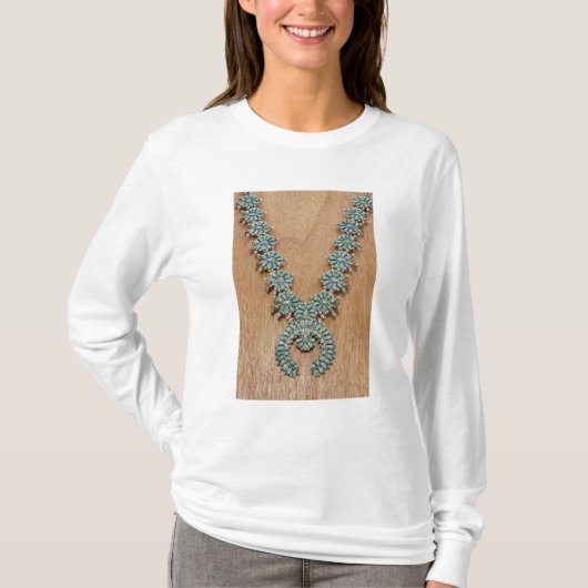 Navajo ketting t-shirt (Voorkant)
