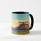 Navajo Pride Typographie Spirit Mug (Devant droit)