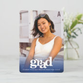 Navy afstuderen foto gewaagde moderne typografie aankondiging (Staand voorkant)