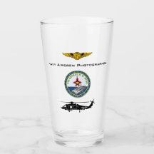 Navy Aircrew Photographer USS.G.H. Struik met helo