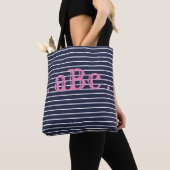 Navy and Pink Seersucker Striped Monogram Tas (Dichtbij)