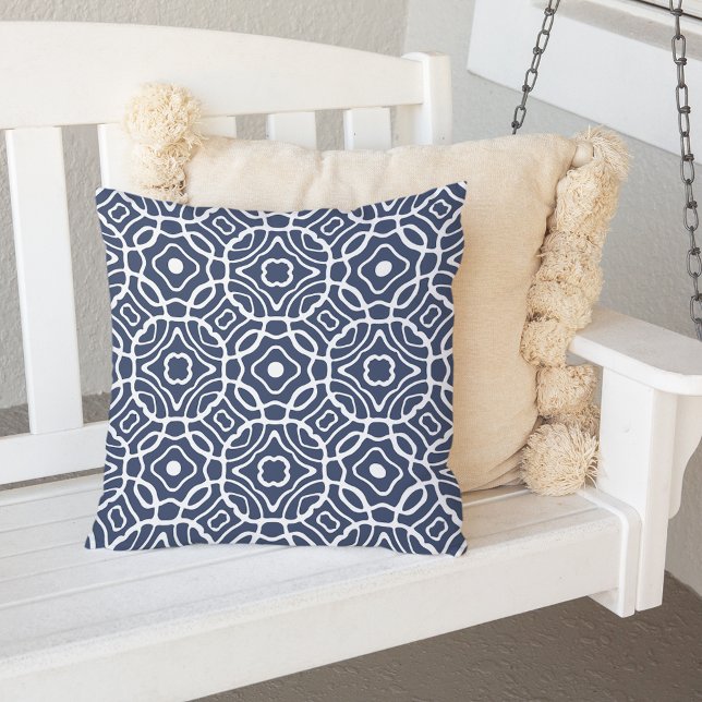 Navy and White Modern Quatrefoil Pattern Outdoor Buitenkussen (Creator heeft geüpload)