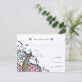 Navy & Berry Berry Elegant Damask Peacock Wedding RSVP Kaartje (Staand voorkant)