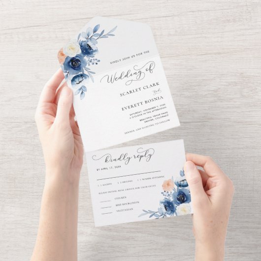 Navy Blauw Wit Perzik Bloemen Kalligrafie Bruiloft All In One Uitnodiging (Afscheurbaar)