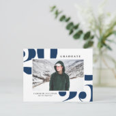 Navy Blue 2025 Bold Typography Foto Afstuderen Aankondigingskaart (Staand voorkant)