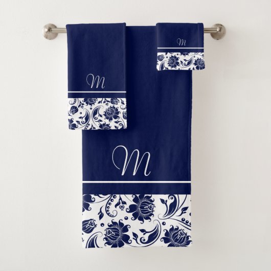 Navy-blue and white vintage damasks monogram bath  bad handdoek (Insitu)