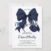 Navy Blue Bow Afstudeerder Uitnodiging (Voorkant)