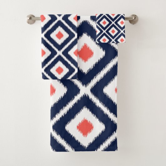 Navy Blue, Coral, White Ikat Diamond Motif (En situation)