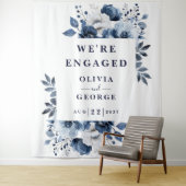 Navy Blue Country Bloemen Engagement Party Achterg Wandkleed (In situ)