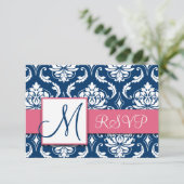 Navy Blue Damask Monogram Wedding RSVP Roze (Staand voorkant)