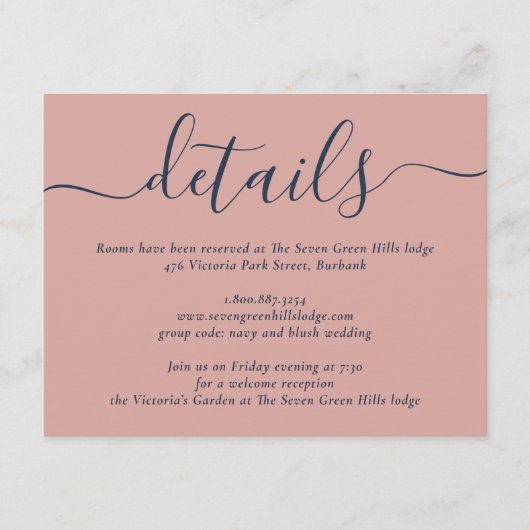 Navy Blue en Blush Modern Script Wedding Informatiekaartje (Voorkant)