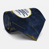 Navy Blue en Gold Marble Modern Stylish Monogram Stropdas (Opgerold)