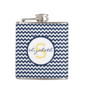 Navy Blue en Yellow Chevron Monogram Heupfles (Voorkant)