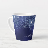 Navy blue glitter monogram name script latte mok (Linkerhoek)