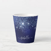 Navy blue glitter monogram name script latte mok (Voorkant)