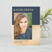 Navy Blue Gold Klasse van 2024 Foto Afstuderen (Staand voorkant)