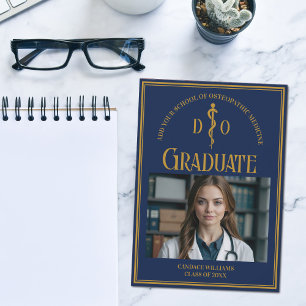Navy Blue Osteopathic Medical School Afstuderen Aankondiging
