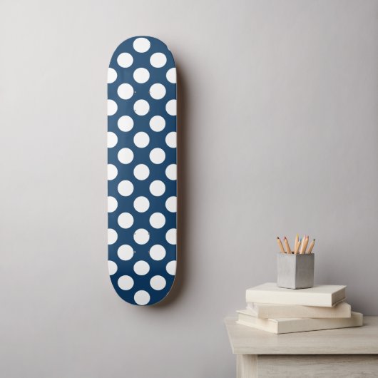 Navy Blue Polka Dots, Polka Dot Pattern, Stippen Skateboard (Muurkunst)