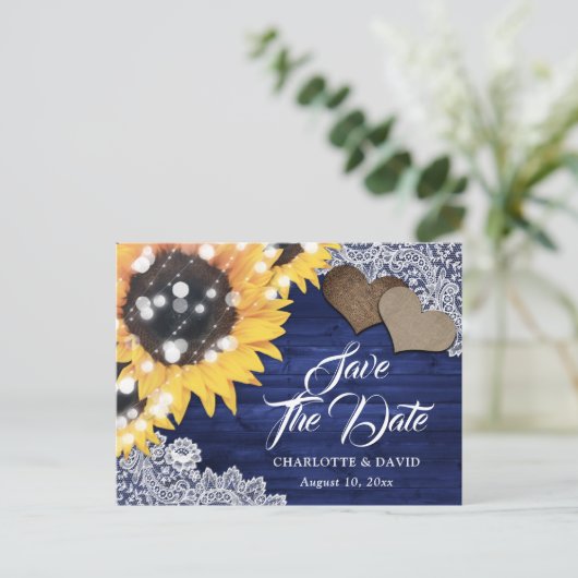 Navy Blue Rustic Sunflower Wedding Save the Date Aankondigingskaart (Staand voorkant)
