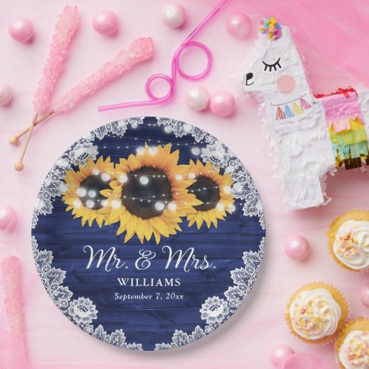 Navy Blue Rustic Wood Lace Sunflower Weddenschap Papieren Bordje (Feest)