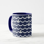 Navy Blue Shark Fin Monogram Mok (Voorkant links)