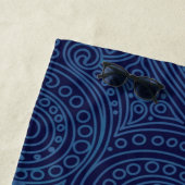Navy Blue Spiral Pattern Strandlaken (In situ)