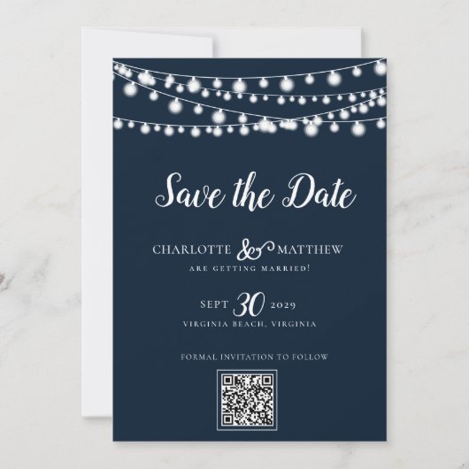 Navy Blue String Lights Modern Script Bewaar de Save The Date (Voorkant)