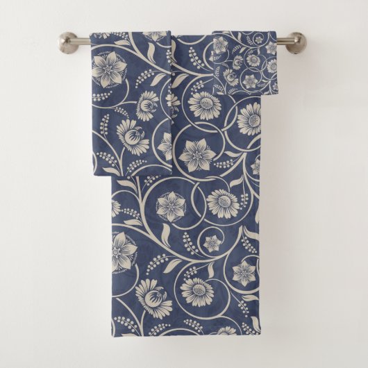 Navy Blue Swirl Flowers Bad Handdoek (Insitu)