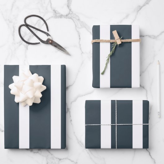 Navy Blue Vertical Stripes Inpakpapier Vel (Voorkant)