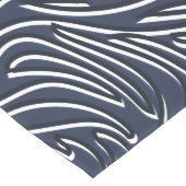 Navy Blue & White Modern Abstract Lineair Patroon Medium Tafelloper (Hoek)