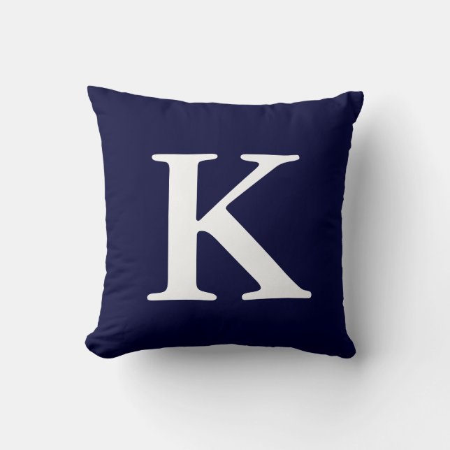 Navy Blue White Monogrammed K Sierkussen (Voorkant)