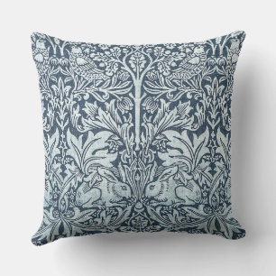 Navy Blue White Rabbit William Morris Sierkussen