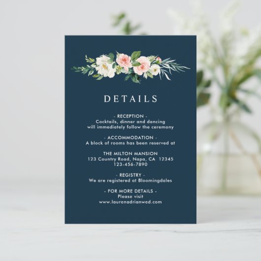 Navy Blush Bloemen Krans Bruiloft Details Informatiekaartje (Staand voorkant)