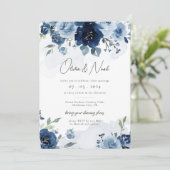 Navy Dusty Blue Elegant Floral Pastel Wedding Kaart (Staand voorkant)
