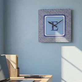 Navy Geometric Chevron Monogram Design Vierkante Klok