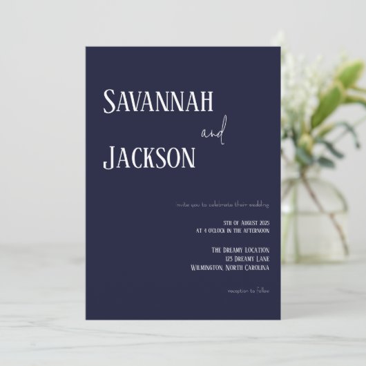 Navy Modern Elegant Wedding Invitation (Debout devant)