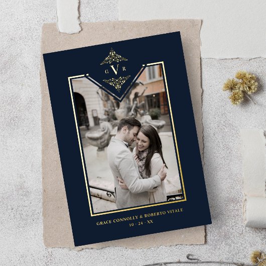 Navy Sophisticate Flourish Chic Golden Initialen Folie Uitnodiging
