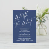 Navy Worth the Wait Uitgestelde bruiloft Kaart (Staand voorkant)