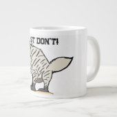 Ne fais pas d'Hyena Mug (Devant droit)