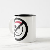 Ne faites jamais confiance à une tasse de (Devant gauche)