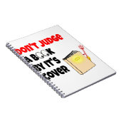 Ne jugez pas un livre par sa couverture (Côté Droit)