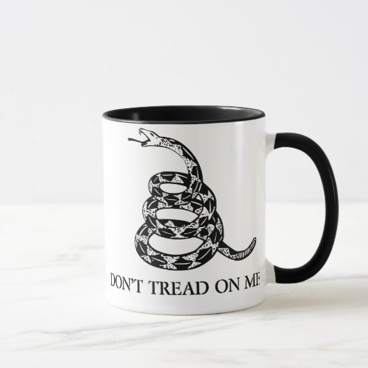 Ne marchez pas sur moi la tasse de serpent (Droite)