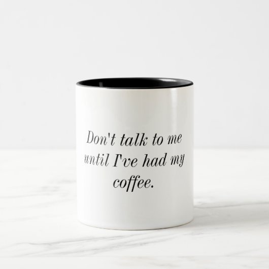 Ne me parlez pas jusqu'à ce que j'aie eu ma tasse (Centre)