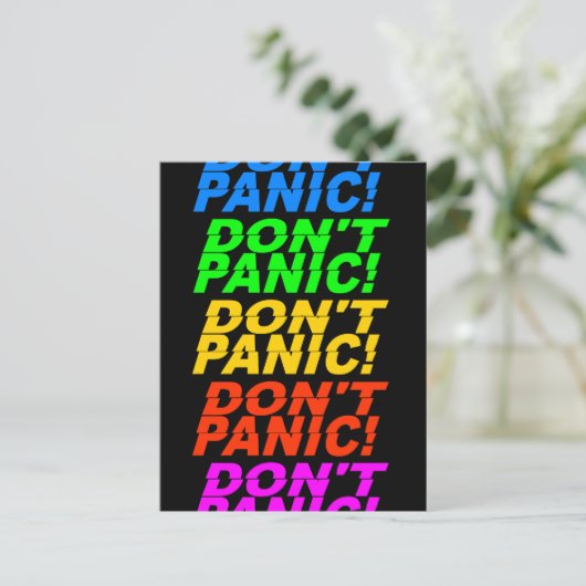 Ne paniquez pas ! carte postale (Debout devant)