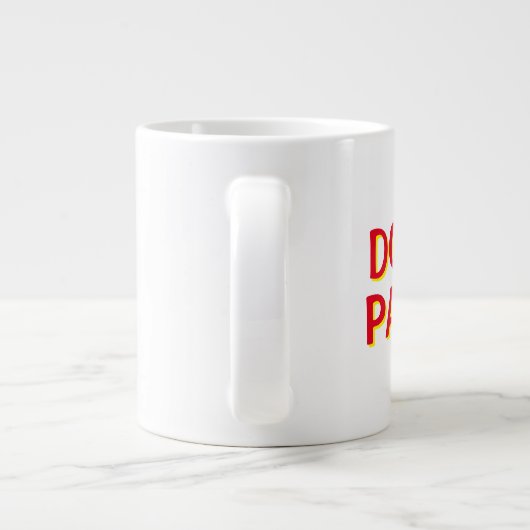 Ne paniquez pas Mug géant (Dos)
