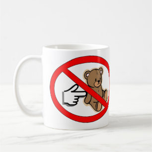 Ne poussez pas la tasse d'ours