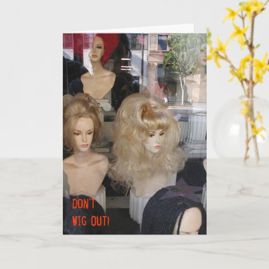 Ne sortez pas ! Carte d'anniversaire (Fleur jaune)