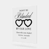 Ne soyez pas aveuglés par nos amours mariage lunet (Angle)
