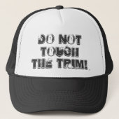 Ne touchez pas l'équilibre ! Troquez le casquette (Devant)